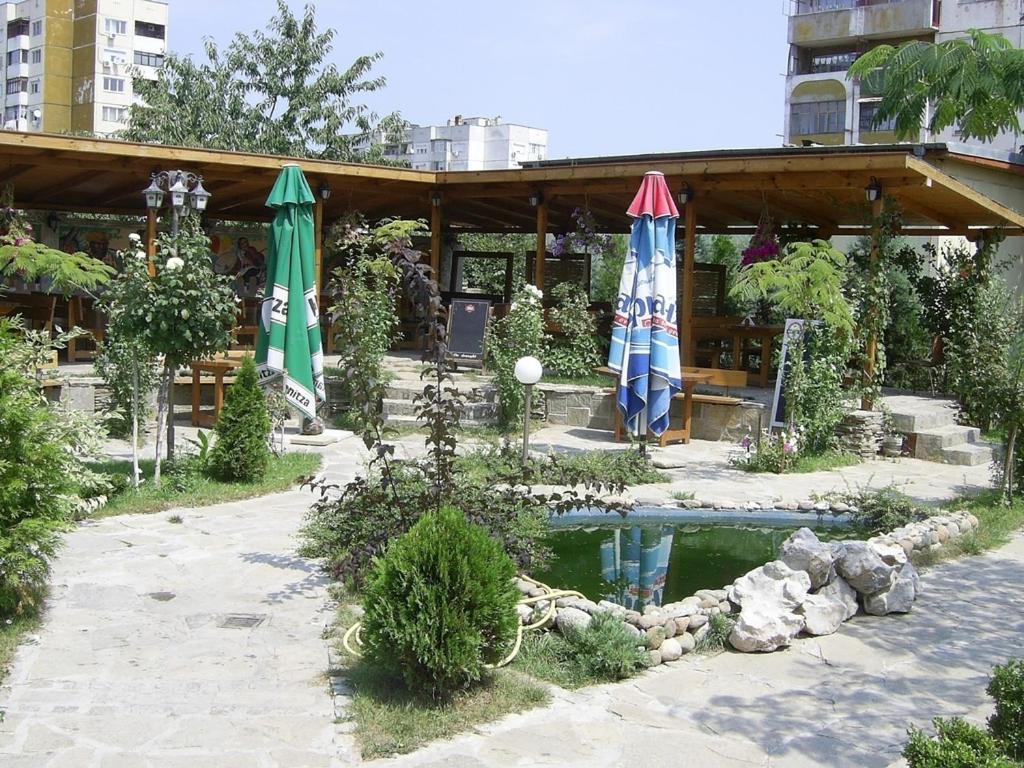 Hotel Zara Rooms Стара-Загора Экстерьер фото